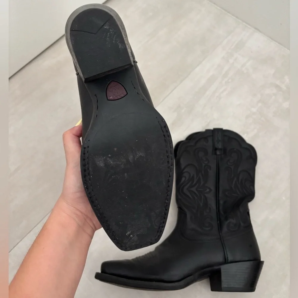 Ladies Ariat Round Up Black Western Leather Boots - Picture 5 of 5